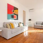 Design Sta Marta/ Liberdade Apartment